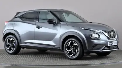 Used Nissan Juke N-Connecta 114 HP (83 kW) 2023 Grey SUV