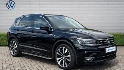 Used VW Tiguan SEL 230 HP (169 kW) 2020 Black SUV