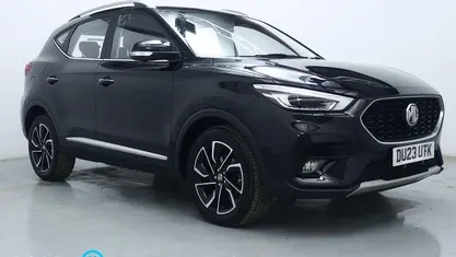 Usado MG ZS Exclusive 111 HP (81 kW) 2023 Preto SUV