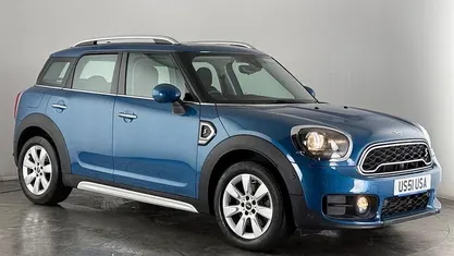 Used 2020 Mini Cooper S Classic Hatchback | £18,350 (Fair price)