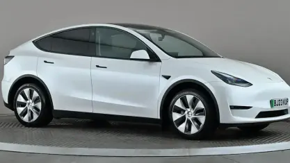 Used Tesla Model Y Long Range AWD 286 kW (389 HP) 2025 SUV