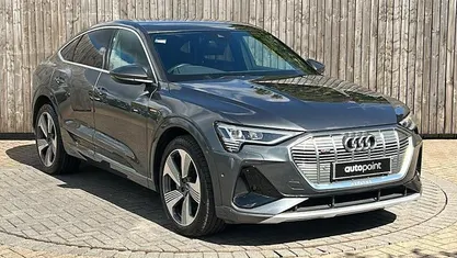 Used 2022 Audi e-tron S-Line SUV | £20,199 (Fair price)