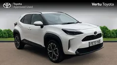 Used 2023 Toyota Yaris Hybrid Estate | £22,927 (Fair price)