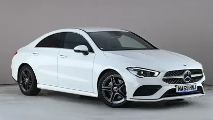 Begagnad Mercedes CLA200 AMG Line Premium 163 HK (119 kW) 2022 Sedan