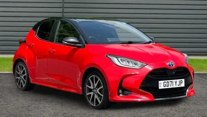 Używany Toyota Yaris Hybrid Edition 116 KM (85 kW) 2022 Hatchback