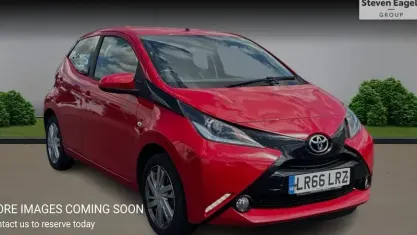 Used Toyota Aygo x-press 69 HP (50 kW) 2016 Hatchback