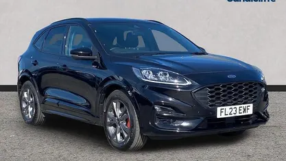 Second-hand Ford Kuga ST-Line 150 CP (110 kW) 2023 Negru SUV