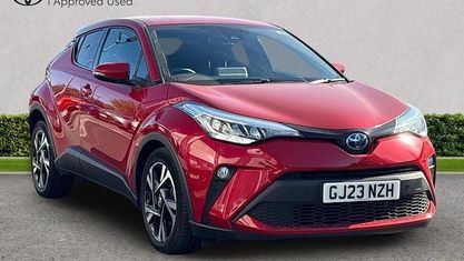 Używany Toyota C-HR Design 122 KM (89 kW) 2023 Czerwony SUV