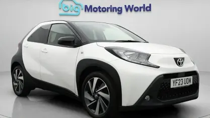 Used Toyota Aygo X 72 HP (52 kW) 2023 White SUV