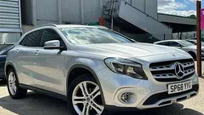 Begagnad Mercedes GLA200 156 HK (114 kW) 2019 SUV