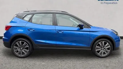 Used Seat Arona SE Technology 95 HP (69 kW) 2025 Blue SUV