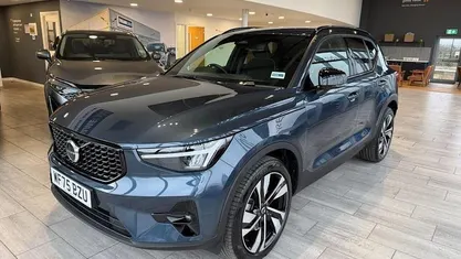 Used Volvo XC40 Plus 197 HP (144 kW) 2025 SUV