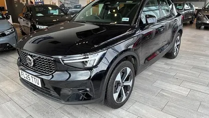 Used 2025 Volvo XC40 Plus SUV | £29,999 (Fair price)
