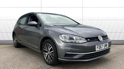 Used VW Golf VII SE 125 HP (91 kW) 2017 Hatchback