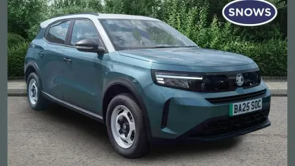 Used Vauxhall Frontera Design Edition 83 kW (113 HP) 2025 Green SUV