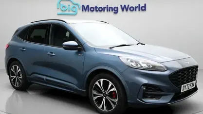 Usado Ford Kuga ST-Line X 190 HP (139 kW) 2023 SUV