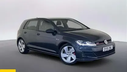 Begagnad VW Golf VIII GTI 245 HK (180 kW) 2020 Halvkombi