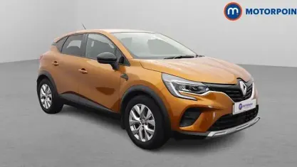 Usado Renault Captur Iconic 143 CV (105 kW) 2022 Naranja SUV