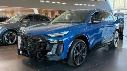 New Audi Q6 e-tron Black Edition 225 kW (306 HP) 2026 SUV