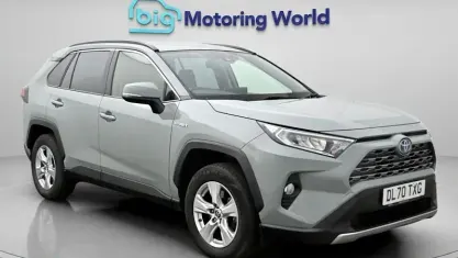 Usado Toyota RAV4 218 HP (160 kW) 2022 SUV