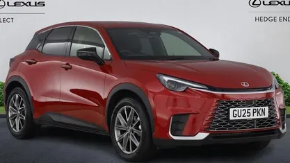 Used Lexus LBX 136 HP (100 kW) 2025 Red SUV