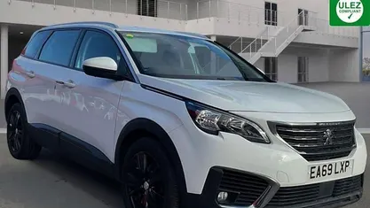 Used Peugeot 5008 Active 131 HP (96 kW) 2019 White SUV