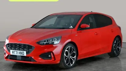 Second-hand Ford Focus ST-Line X 120 CP (88 kW) 2021 Roșu Hatchback