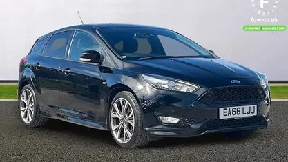 Used Ford Focus ST-Line 150 HP (110 kW) 2016 Black Hatchback