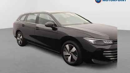 Used VW Passat Life 204 HP (150 kW) 2025 Black Estate