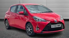 Chilli red Used 2019 Toyota Yaris Hybrid Hatchback | £12,999 (Good price)