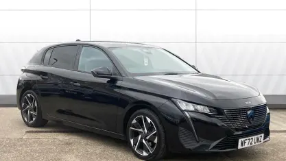 Used Peugeot 308 Allure Premium 131 HP (96 kW) 2023 Hatchback