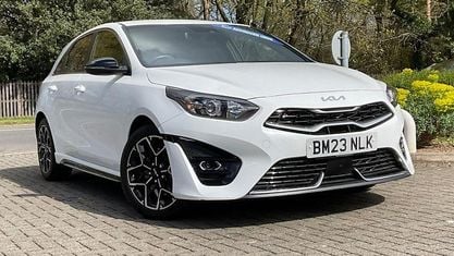 Begagnad Kia Ceed GT-Line 160 HK (117 kW) 2023 Halvkombi