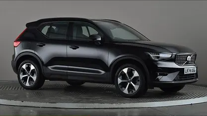 Used 2024 Volvo XC40 Plus SUV | £28,697 (Fair price)