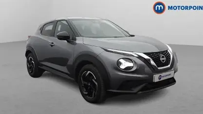 Używany Nissan Juke N-Connecta 114 KM (83 kW) 2023 Szary SUV