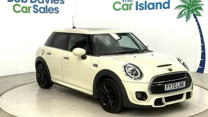 Used Mini Cooper S Hatch 192 HP (141 kW) 2020 White Hatchback