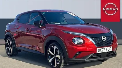 Begagnad Nissan Juke Tekna 143 HK (105 kW) 2023 Röd SUV