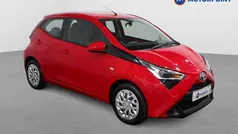 Used 2020 Toyota Aygo X-play Hatchback | £7,399 (Good price)