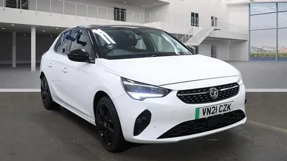 Used Vauxhall Corsa-e Elite 100 kW (136 HP) 2020 White Hatchback