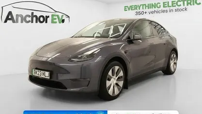 Used Tesla Model Y Long Range AWD 286 kW (389 HP) 2025 SUV
