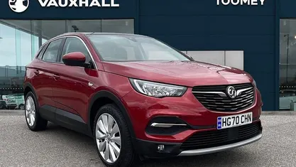 Used Vauxhall Grandland X Elite 131 HP (96 kW) 2020 Red SUV