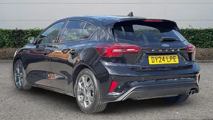 Used Ford Focus ST-Line 155 HP (114 kW) 2024 Black Hatchback
