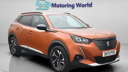 Used Peugeot 2008 Allure Premium 101 HP (74 kW) 2022 Orange SUV