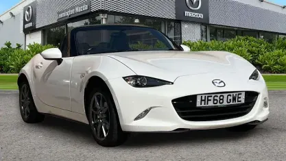 Used Mazda MX5 132 HP (97 kW) 2018 White Cabriolet
