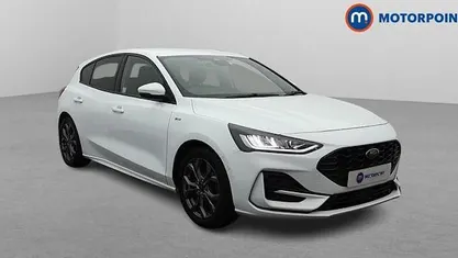 Used Ford Focus ST-Line 155 HP (114 kW) 2021 White Hatchback