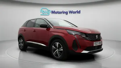 Used Peugeot 3008 Allure+ 131 HP (96 kW) 2023 Red SUV