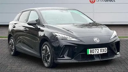Used MG MG4 EV SE 125 kW (170 HP) 2022 Black Hatchback