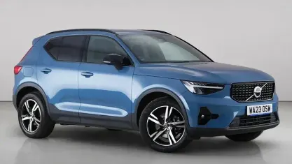 Used Volvo XC40 Plus 197 HP (144 kW) 2022 Blue SUV