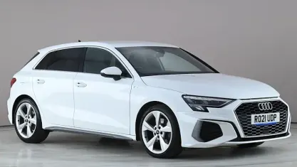 Second-hand Audi A3 Sportback S-Line 150 CP (110 kW) 2024 Hatchback