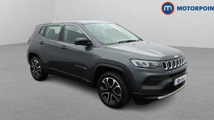 Begagnad Jeep Compass Altitude 131 HK (96 kW) 2024 Grå SUV