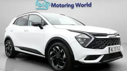Used Kia Sportage GT-Line 265 HP (194 kW) 2022 White SUV